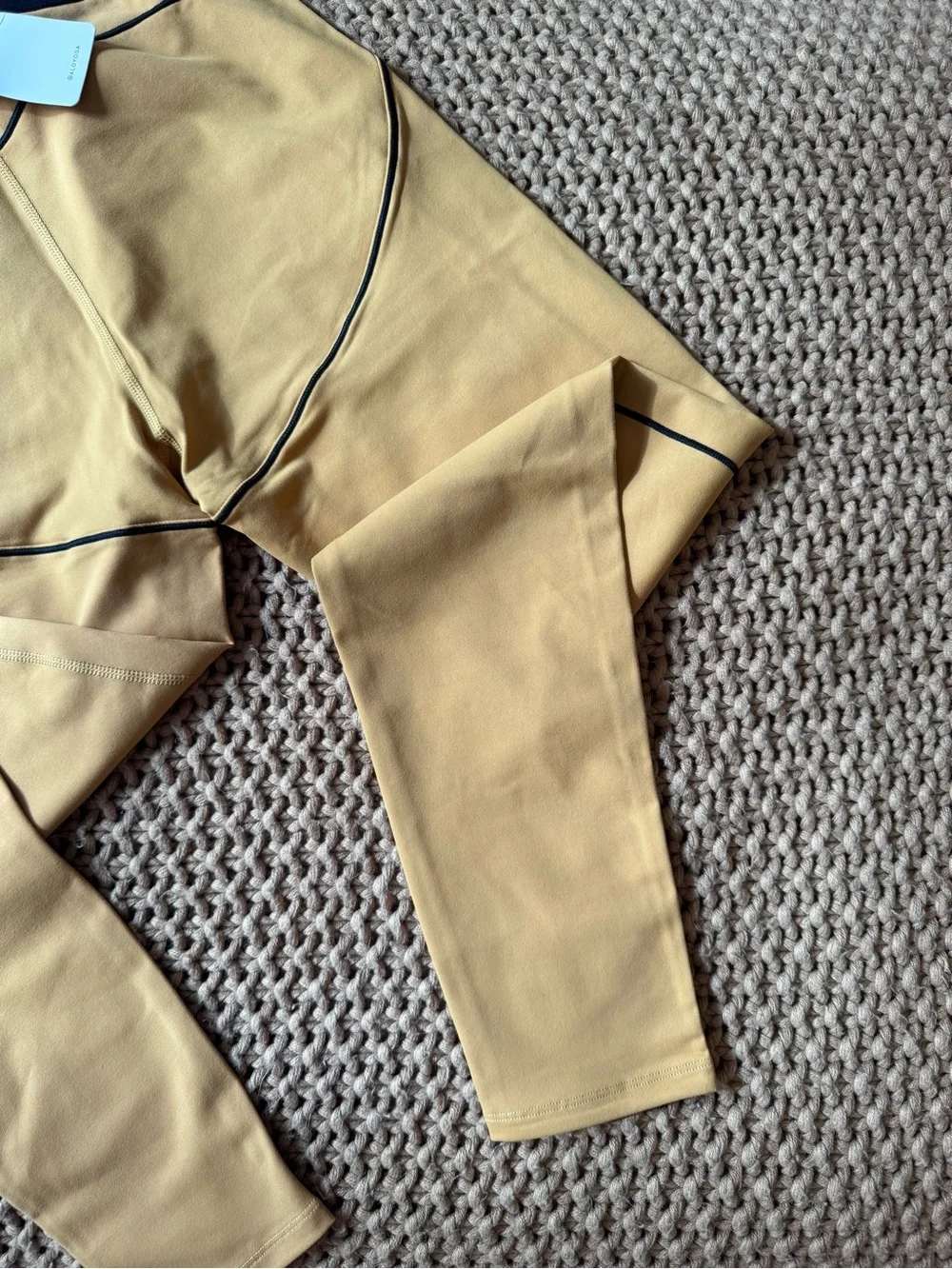 ALO Yoga brand new